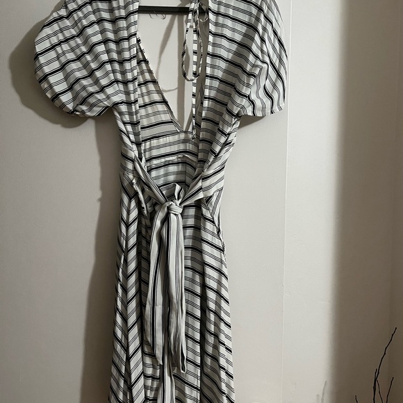 Faithful the Brand Mini Dreess - Picture 4 of 4